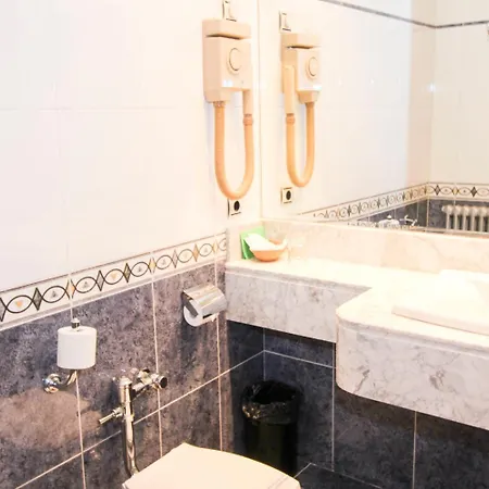 Hotel Castellano Centro