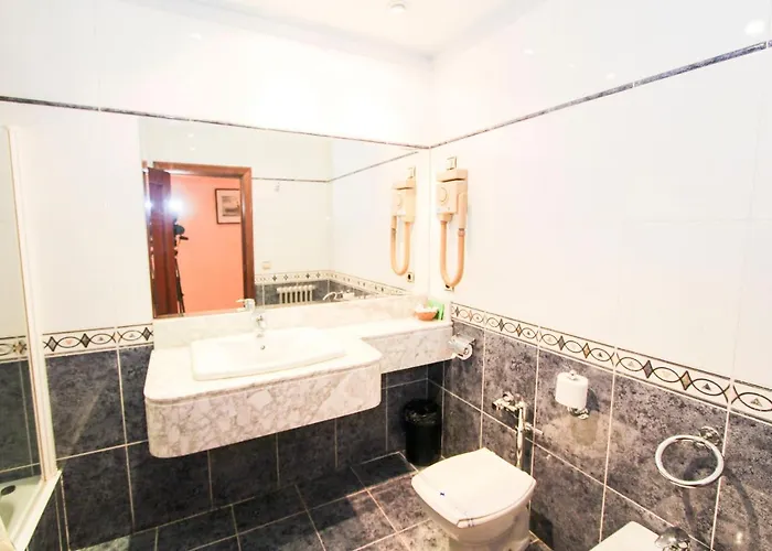 Castellano Centro 2*