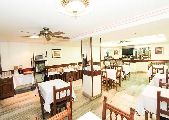 酒店 Castellano Centro